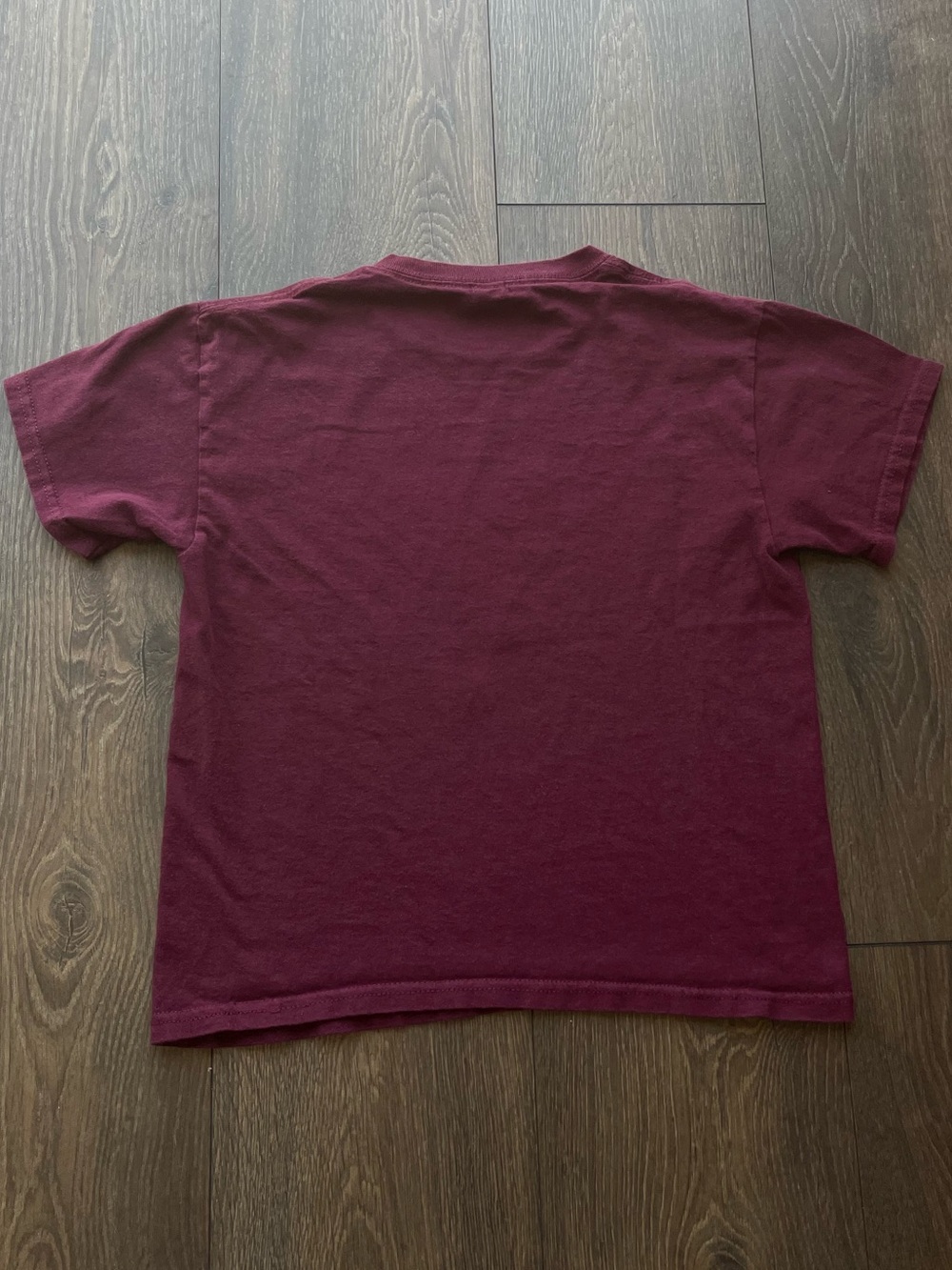 Gildan Tangled Graphic Tee - Picture 2 of 7
